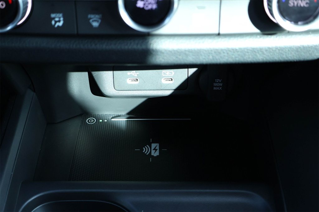 Thumbnail: 2025 Acura ADX - 25