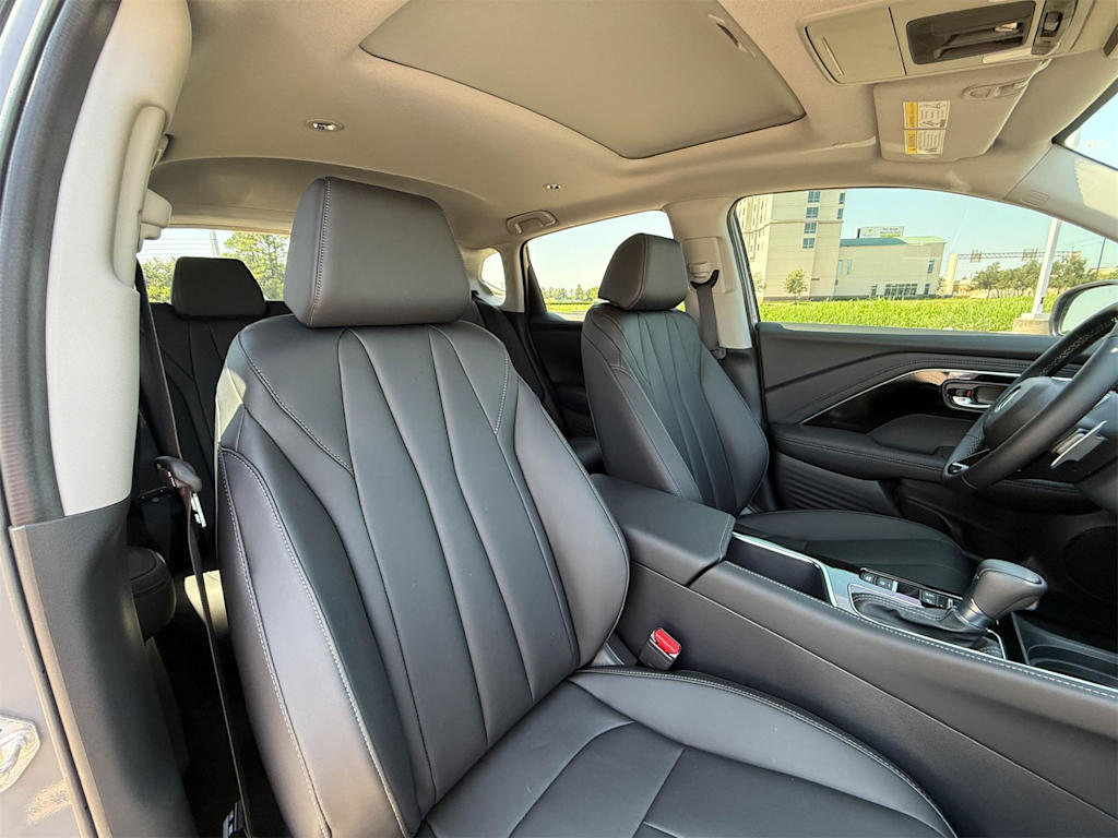 Thumbnail: 2025 Acura ADX - 11