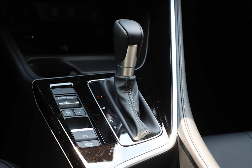 Thumbnail: 2025 Acura ADX - 16