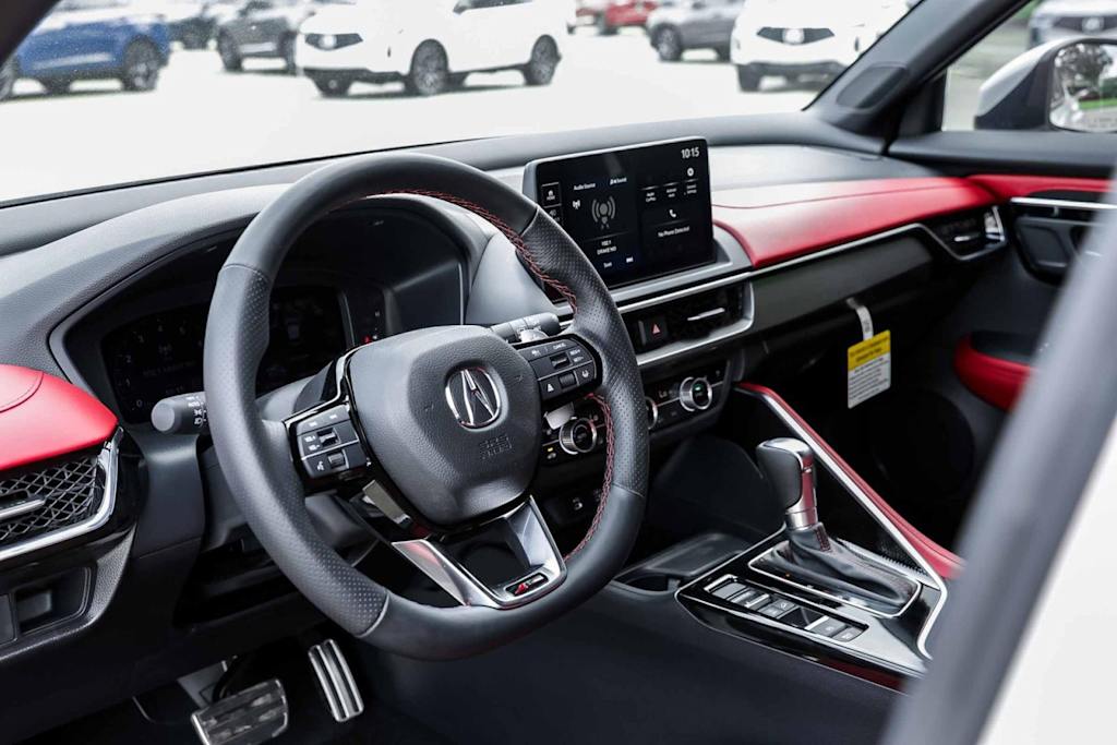 Thumbnail: 2025 Acura ADX - 2