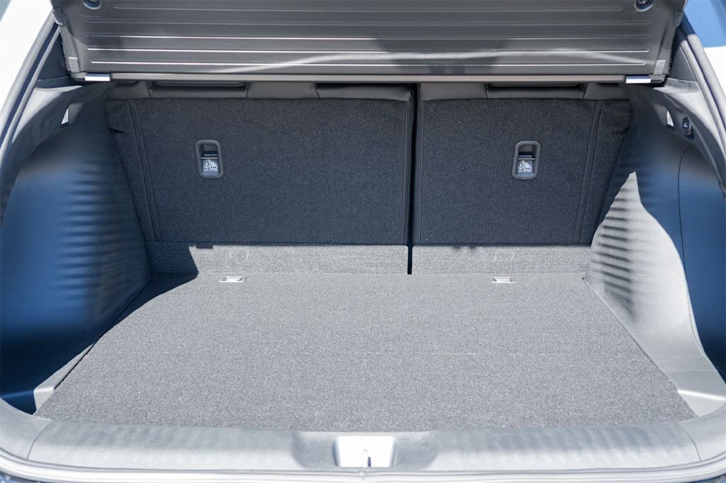 Thumbnail: 2025 Acura ADX - 17