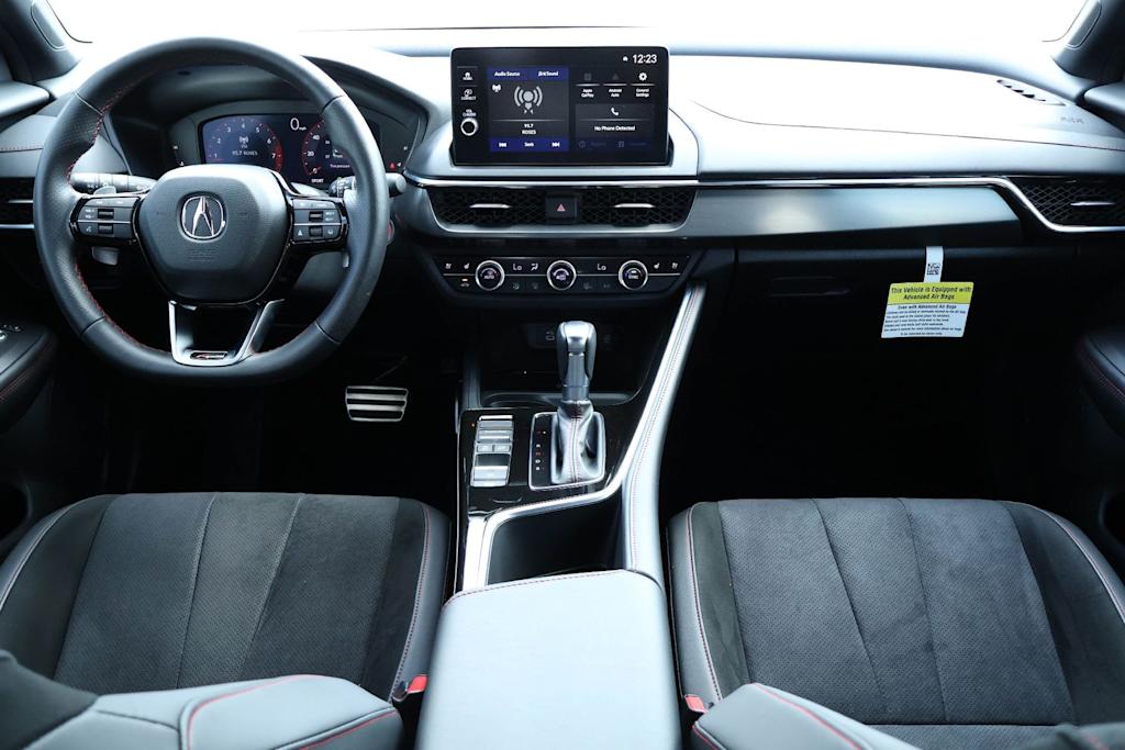 Thumbnail: 2025 Acura ADX - 9