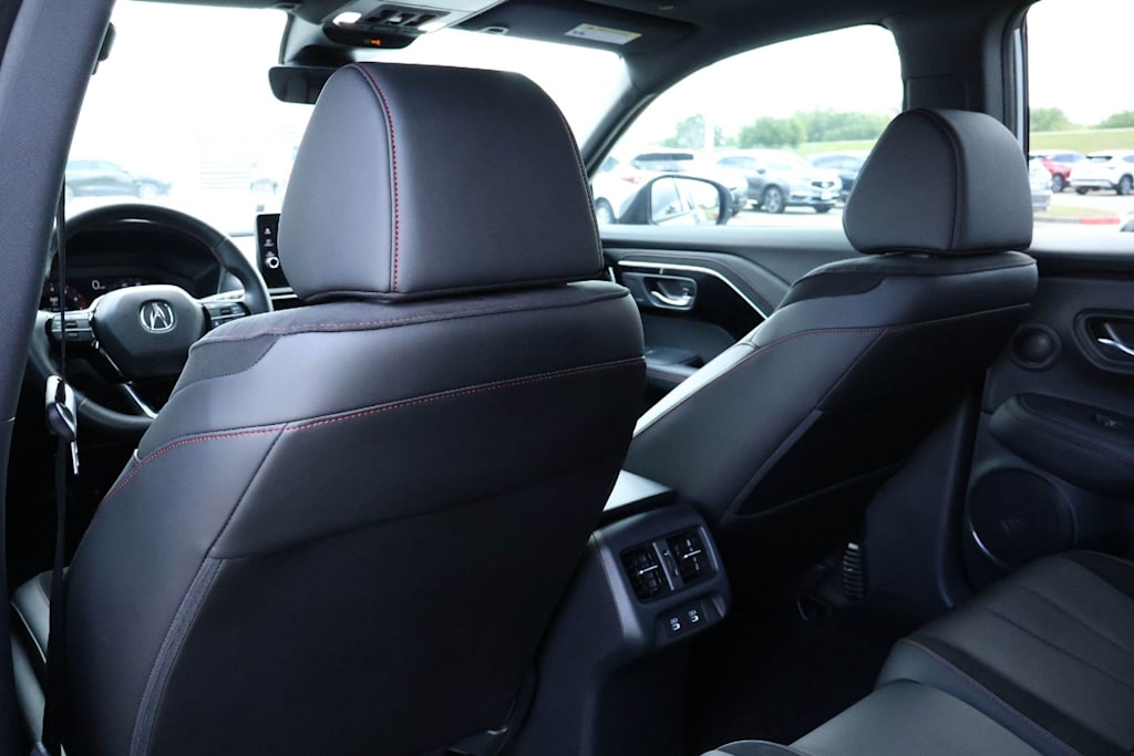 Thumbnail: 2025 Acura ADX - 11