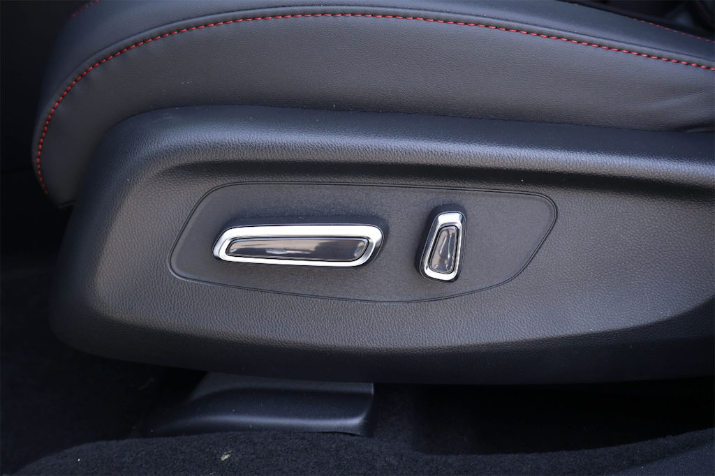 Thumbnail: 2026 Acura ADX - 24