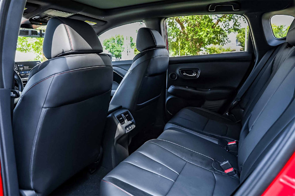 Thumbnail: 2025 Acura ADX - 13