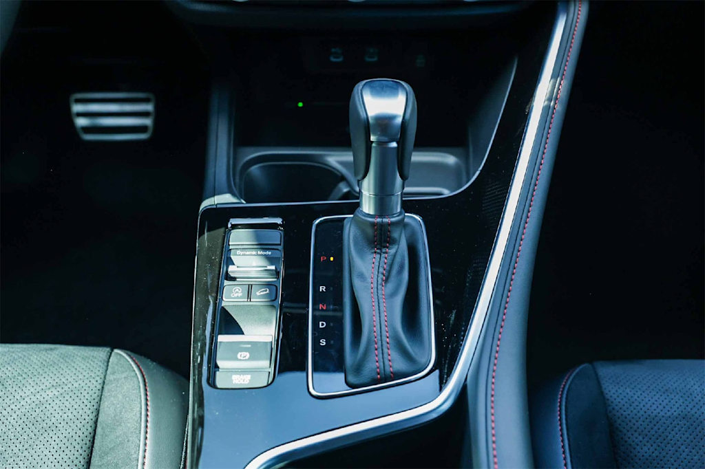 Thumbnail: 2025 Acura ADX - 16