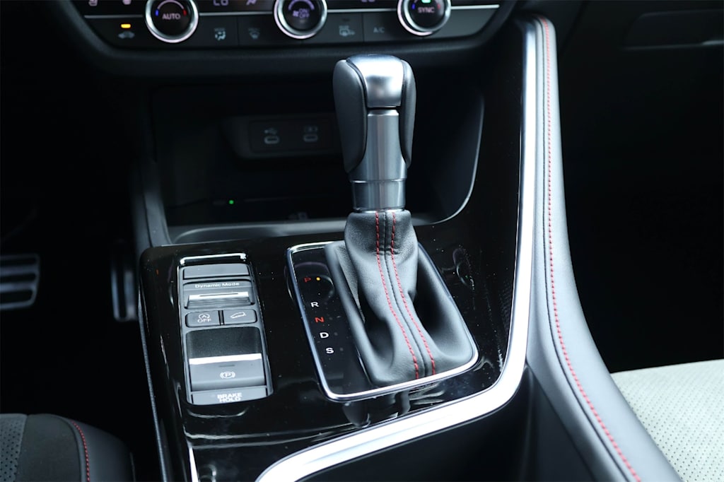 Thumbnail: 2025 Acura ADX - 15