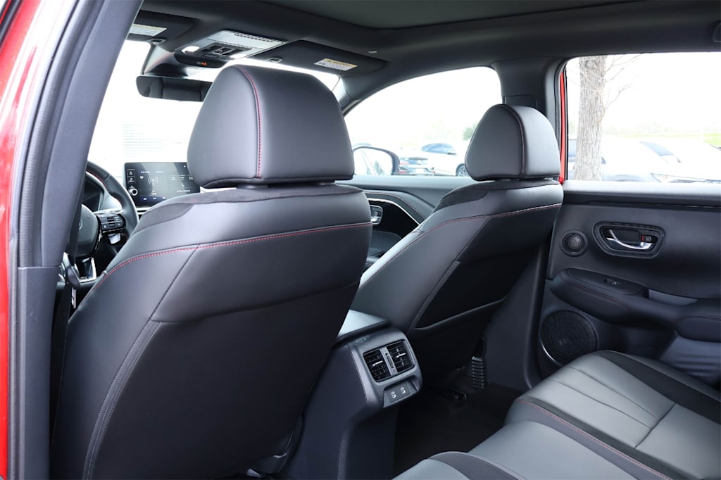 Thumbnail: 2025 Acura ADX - 12