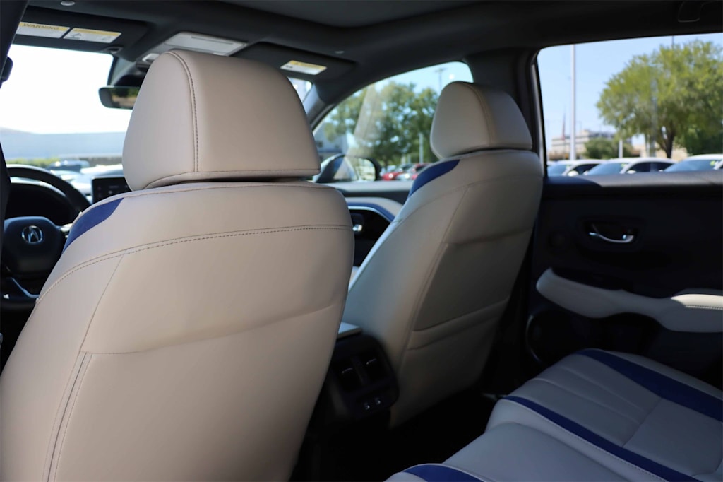 Thumbnail: 2025 Acura ADX - 13