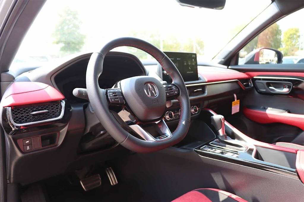 Thumbnail: 2025 Acura ADX - 2