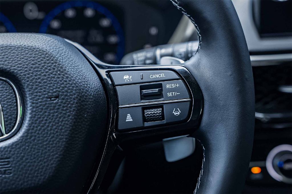 Thumbnail: 2025 Acura ADX - 23