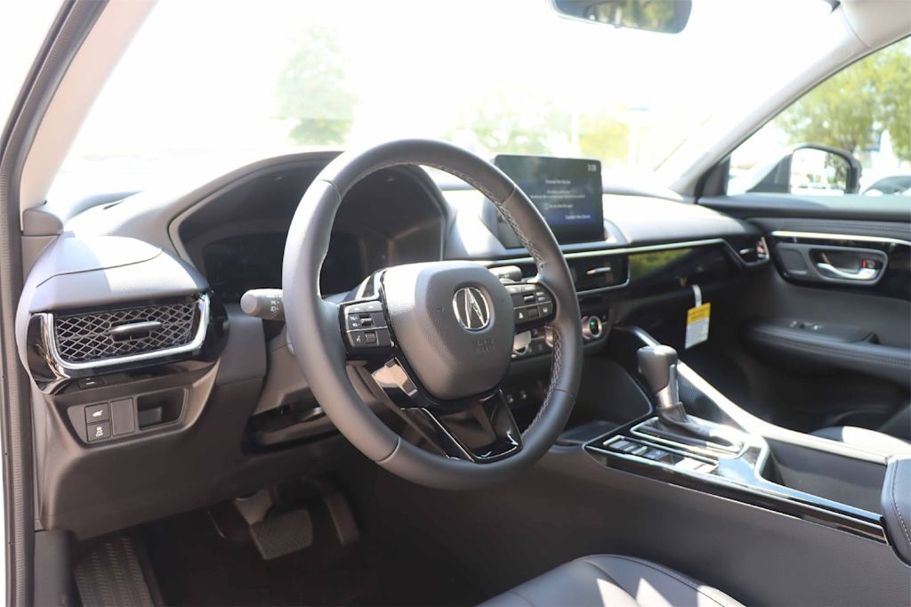 Thumbnail: 2025 Acura ADX - 2