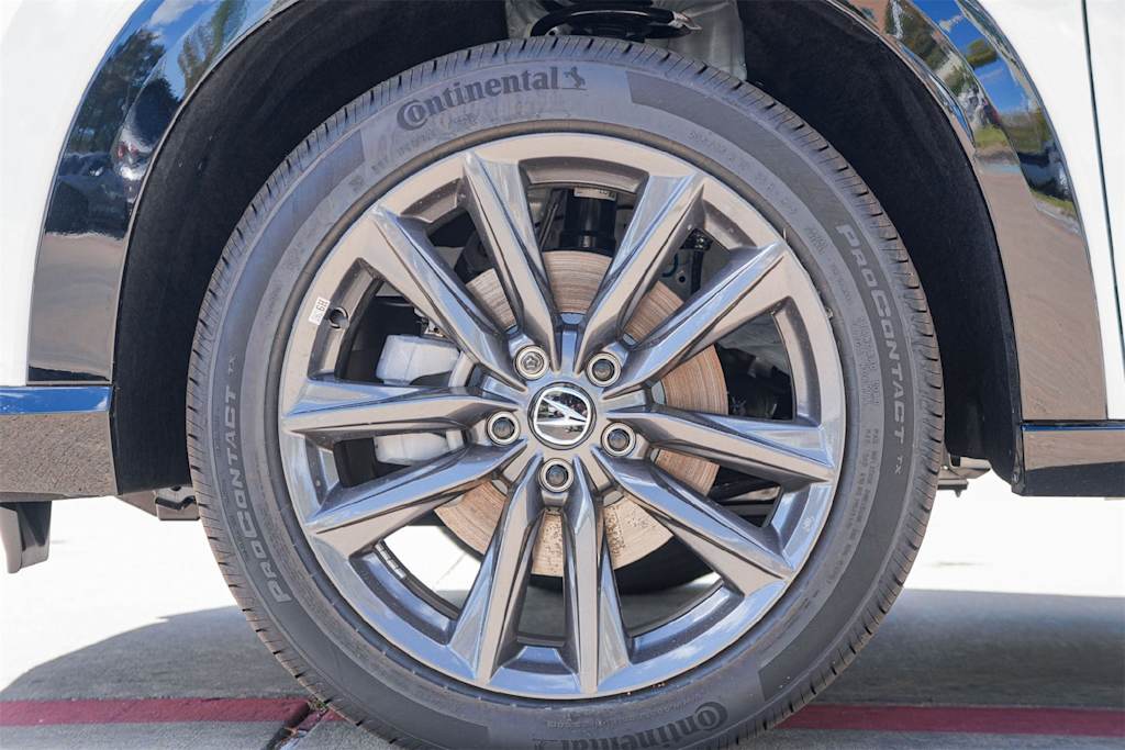 Thumbnail: 2025 Acura ADX - 8