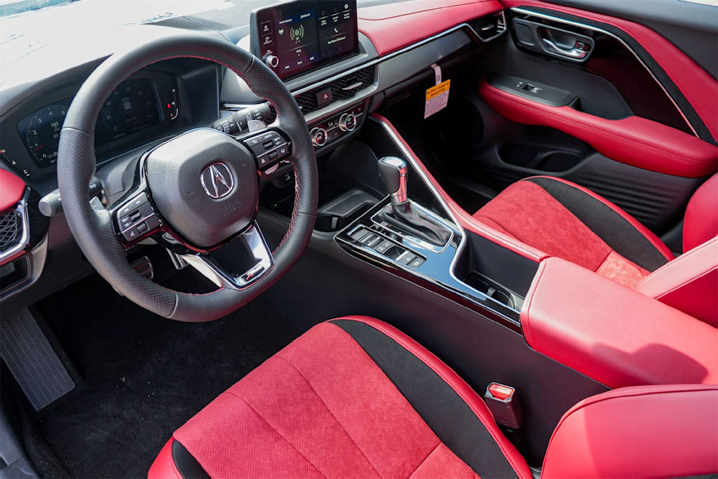 Thumbnail: 2025 Acura ADX - 2