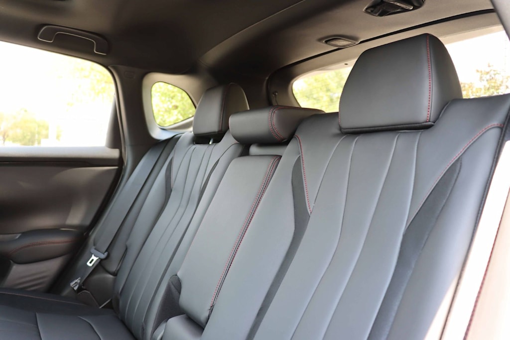 Thumbnail: 2025 Acura ADX - 21