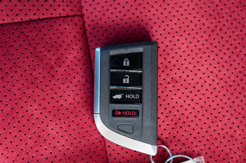 Thumbnail: 2025 Acura ADX - 19