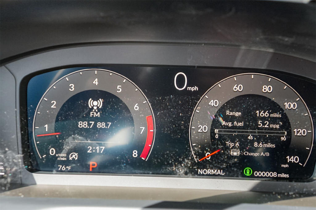 Thumbnail: 2025 Acura ADX - 17