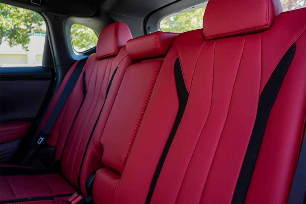 Thumbnail: 2025 Acura ADX - 12