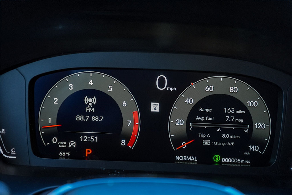 Thumbnail: 2025 Acura ADX - 16