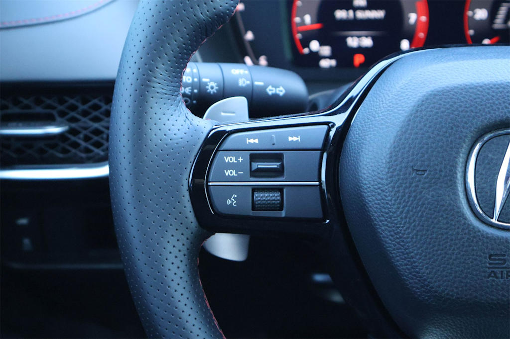 Thumbnail: 2025 Acura ADX - 22