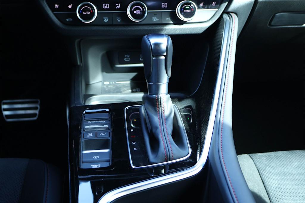 Thumbnail: 2025 Acura ADX - 15