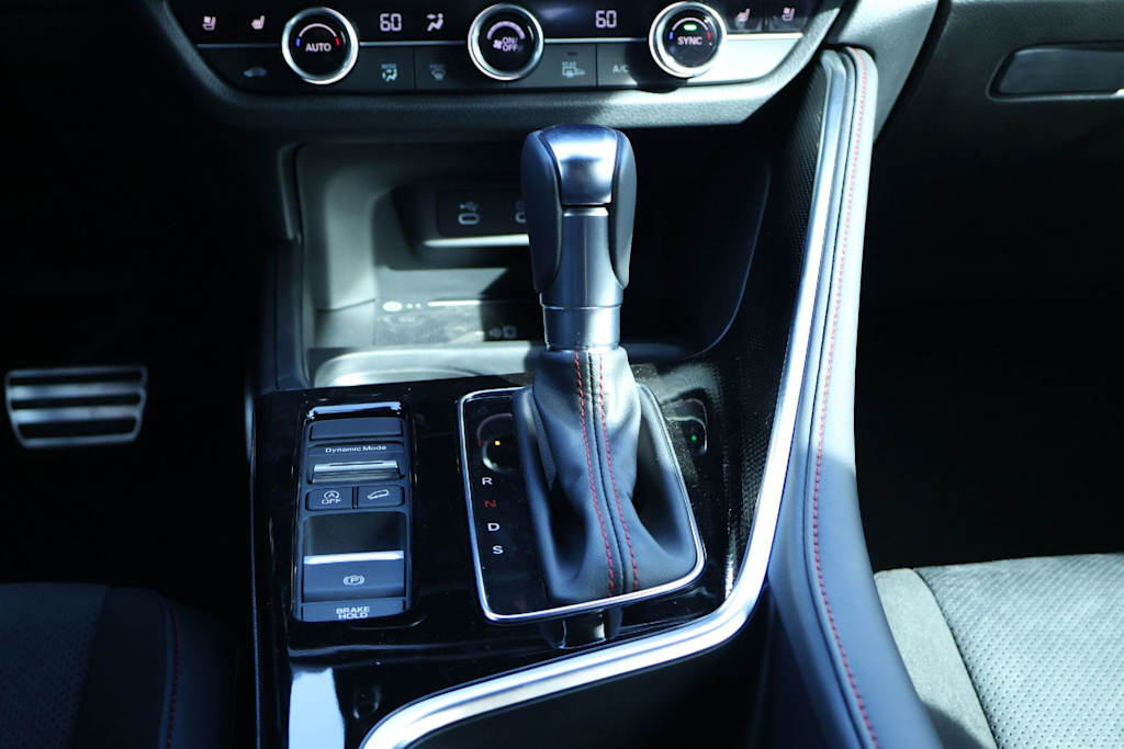 Thumbnail: 2025 Acura ADX - 15