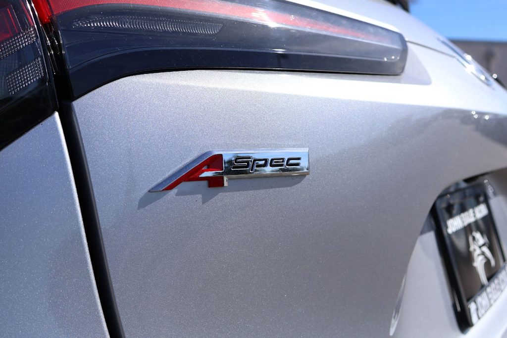 Thumbnail: 2025 Acura ADX - 6