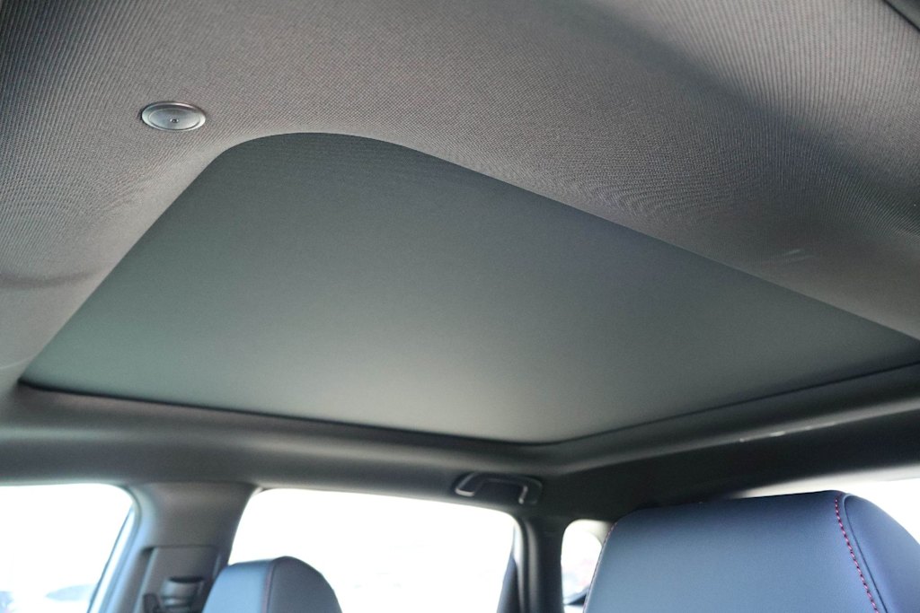 Thumbnail: 2025 Acura ADX - 28