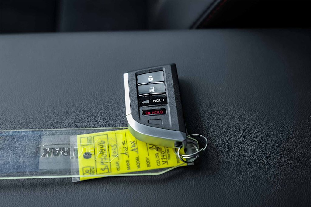 Thumbnail: 2025 Acura ADX - 19