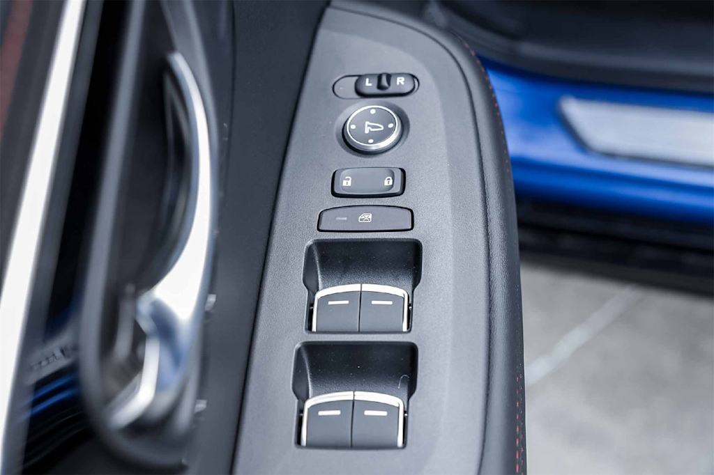 Thumbnail: 2025 Acura ADX - 29