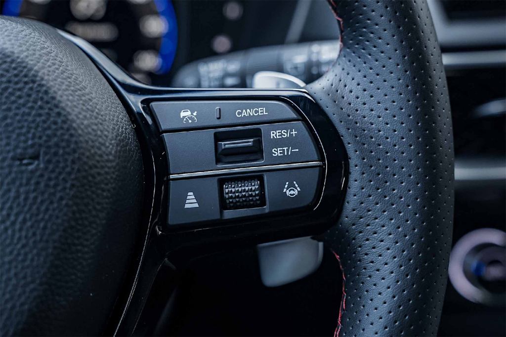 Thumbnail: 2025 Acura ADX - 23