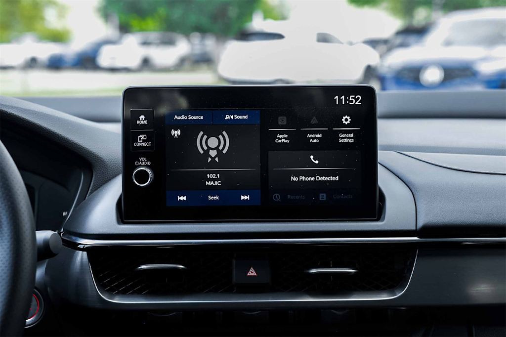 Thumbnail: 2025 Acura ADX - 15