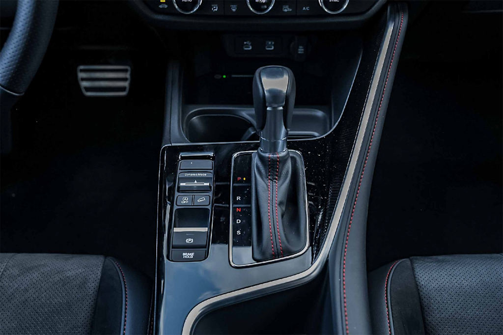 Thumbnail: 2025 Acura ADX - 16