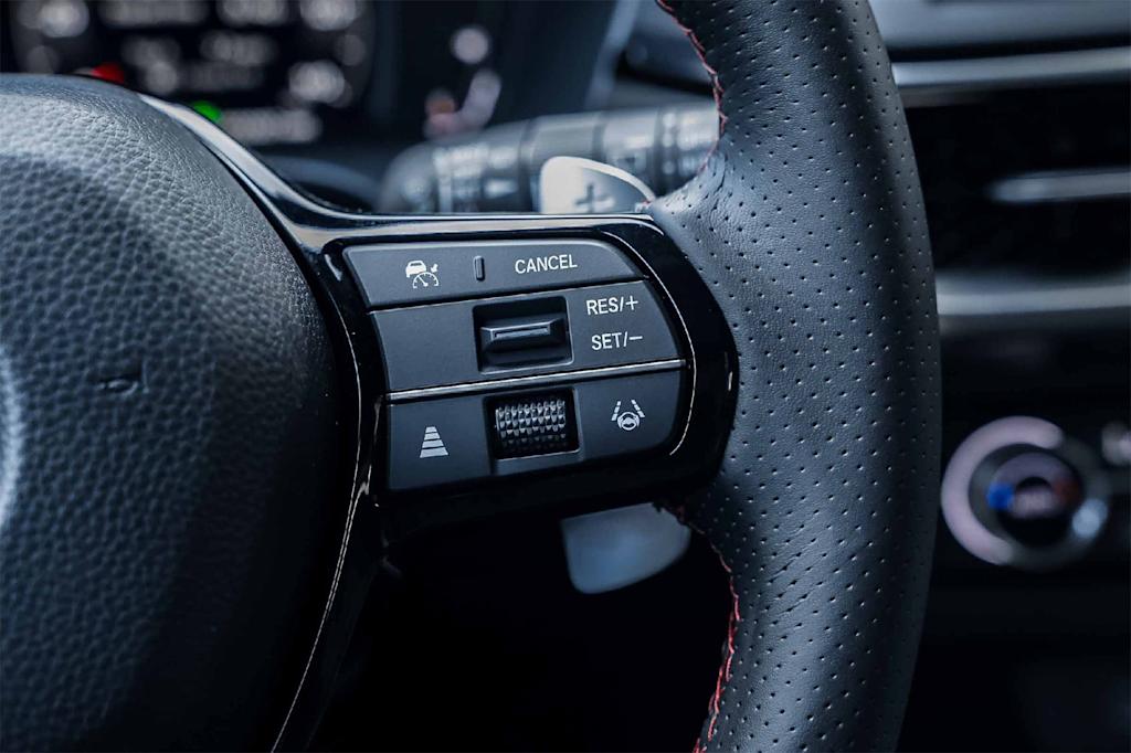 Thumbnail: 2025 Acura ADX - 23