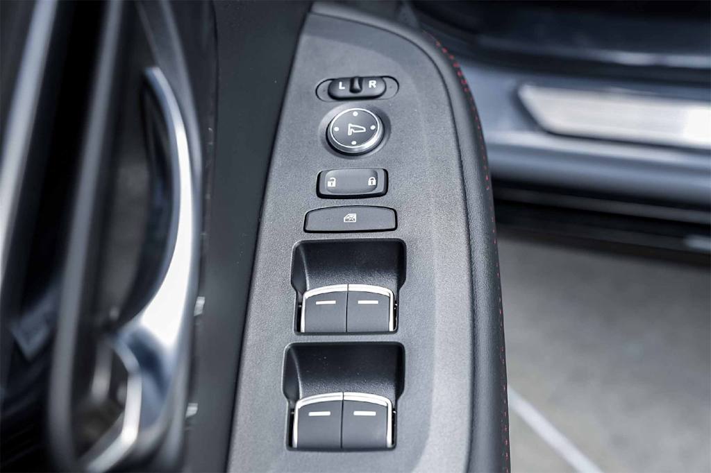 Thumbnail: 2025 Acura ADX - 29