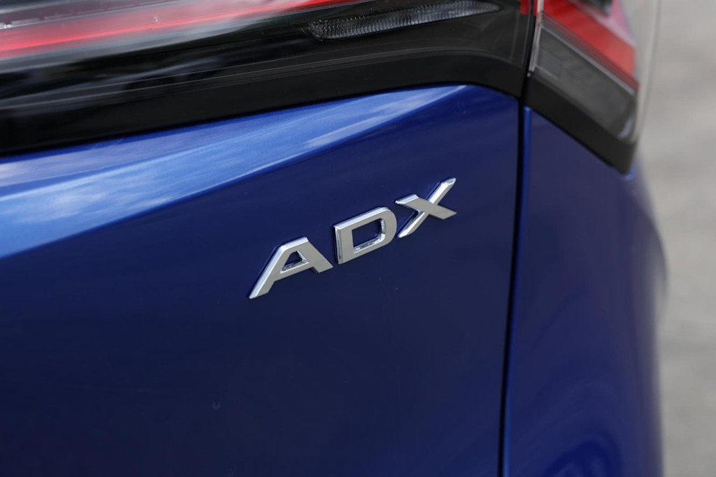 Thumbnail: 2025 Acura ADX - 7