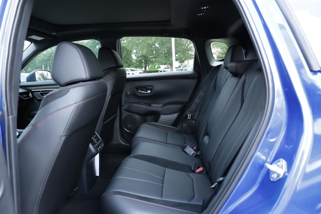 Thumbnail: 2025 Acura ADX - 21