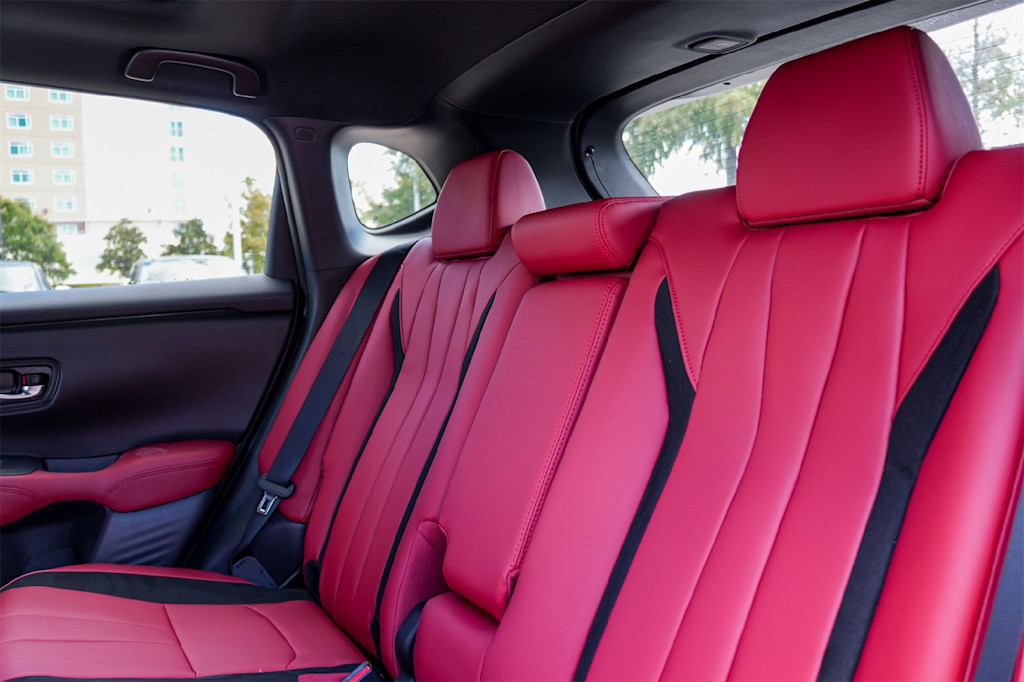 Thumbnail: 2025 Acura ADX - 21