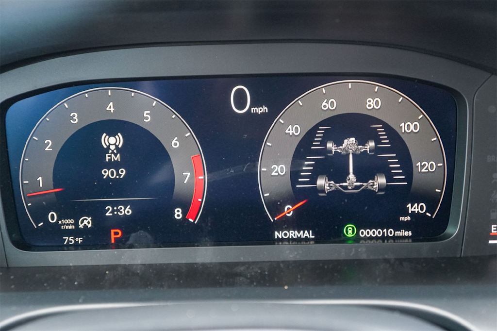 Thumbnail: 2025 Acura ADX - 16