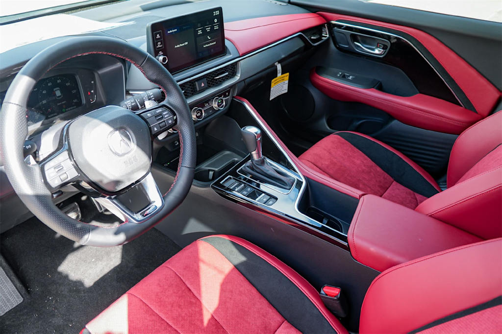 Thumbnail: 2025 Acura ADX - 2