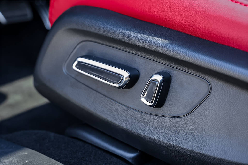 Thumbnail: 2025 Acura ADX - 26