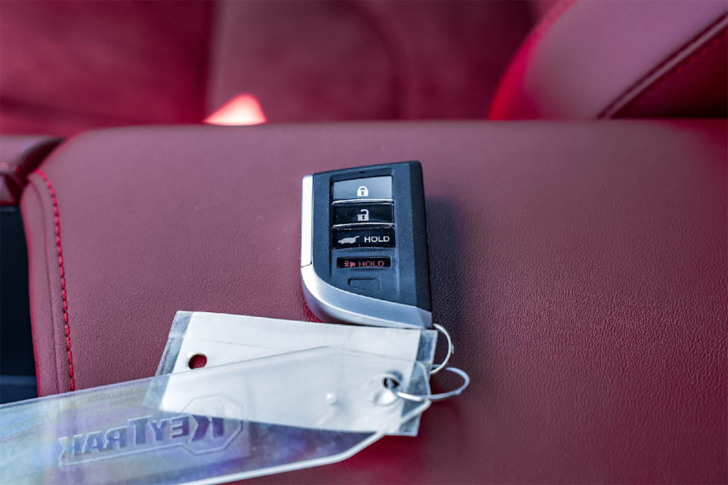 Thumbnail: 2025 Acura ADX - 18