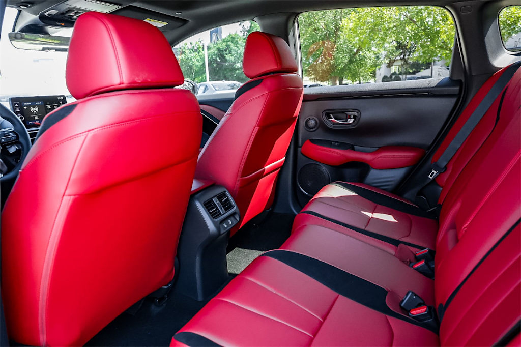 Thumbnail: 2025 Acura ADX - 12