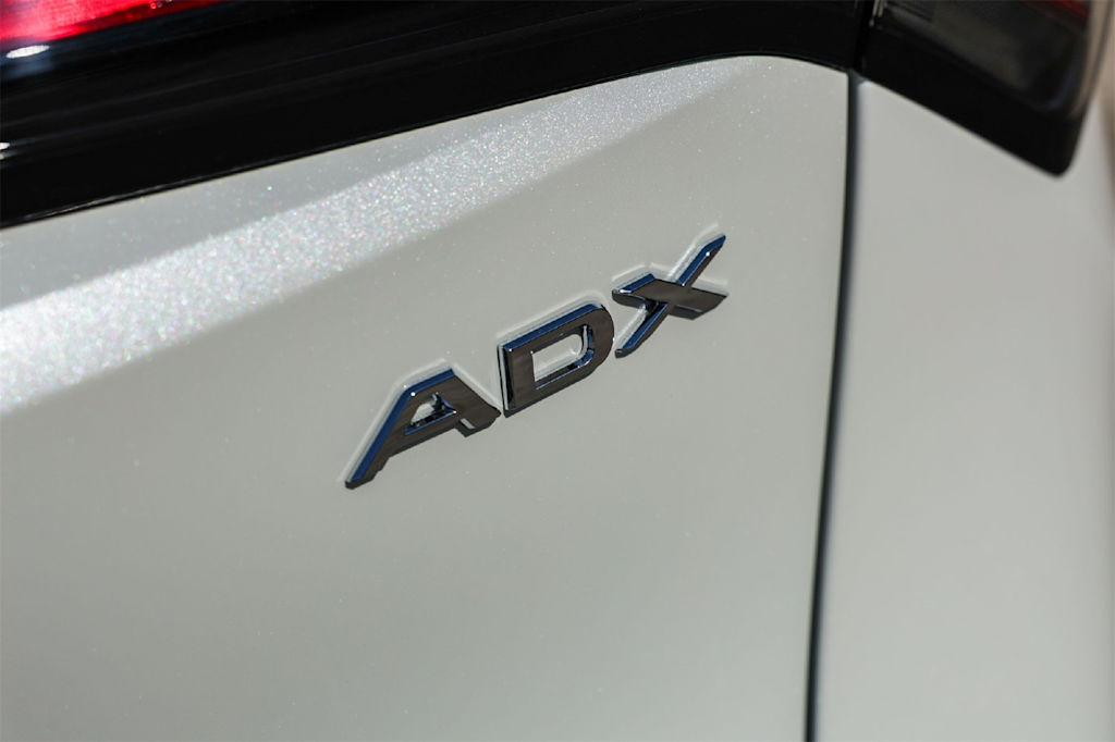 Thumbnail: 2025 Acura ADX - 6