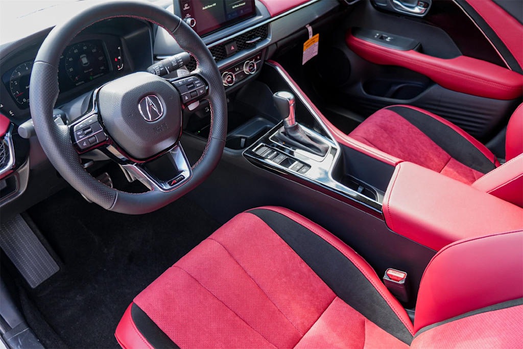 Thumbnail: 2025 Acura ADX - 2