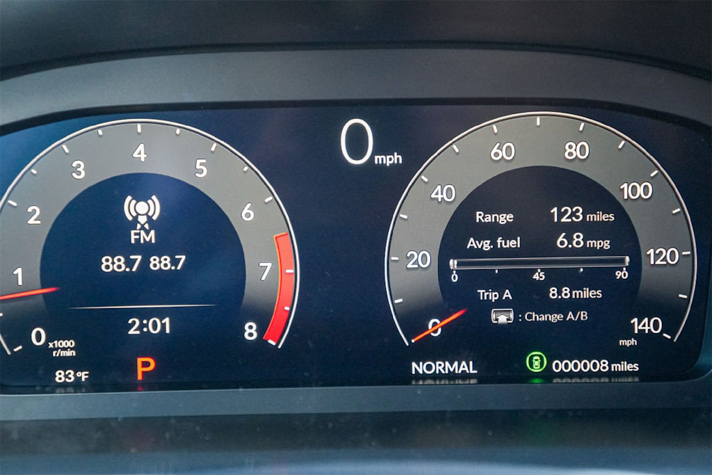 Thumbnail: 2025 Acura ADX - 17