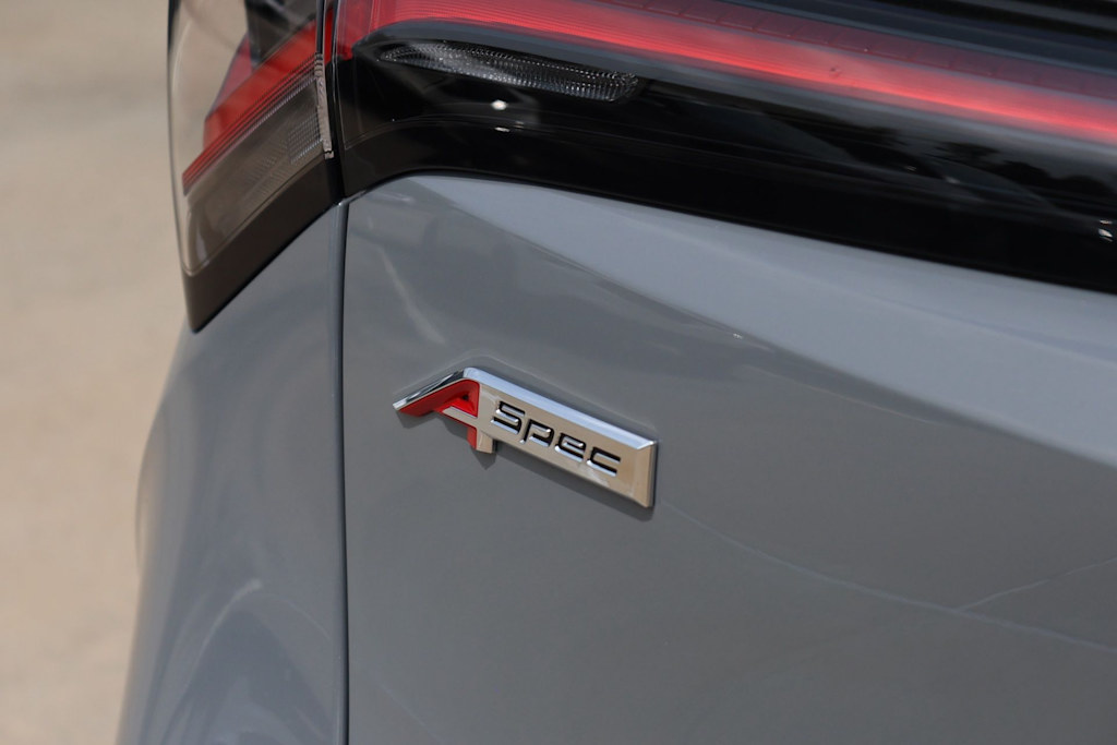 Thumbnail: 2026 Acura ADX - 7