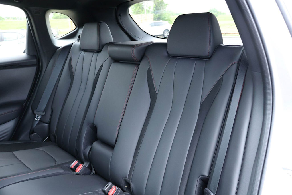 Thumbnail: 2025 Acura ADX - 19