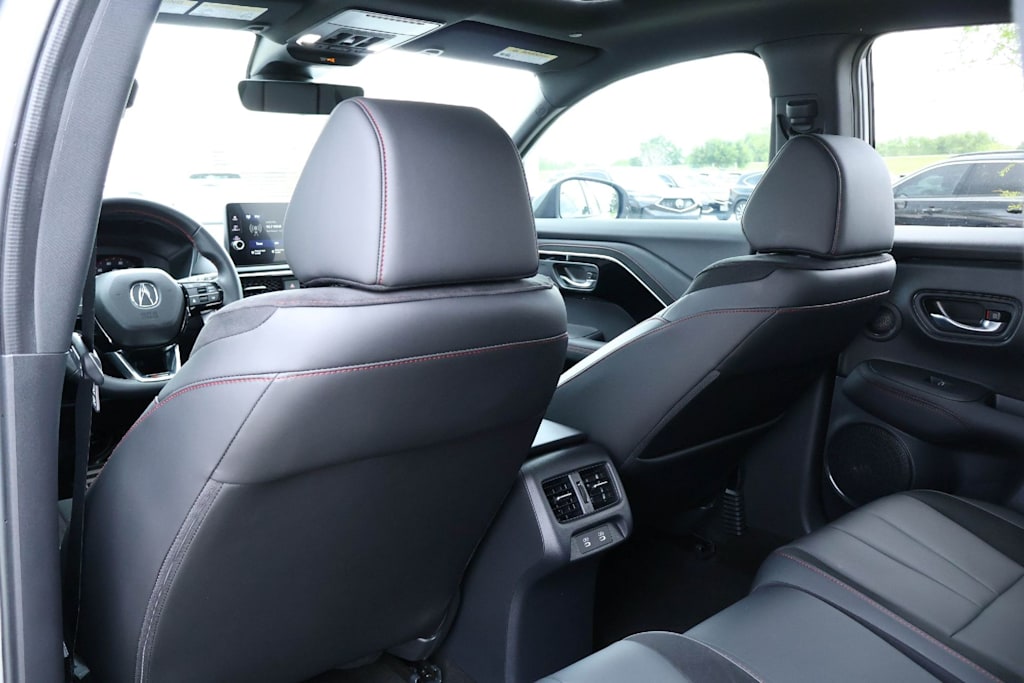 Thumbnail: 2025 Acura ADX - 11