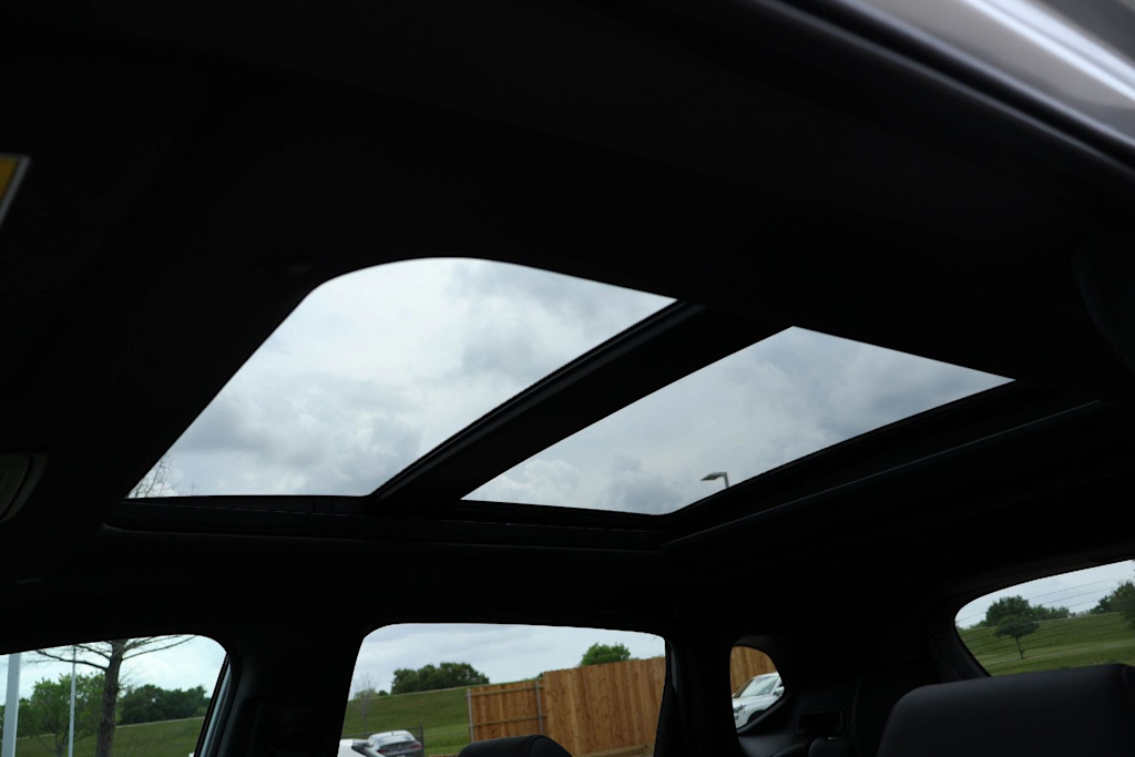 Thumbnail: 2025 Acura ADX - 28